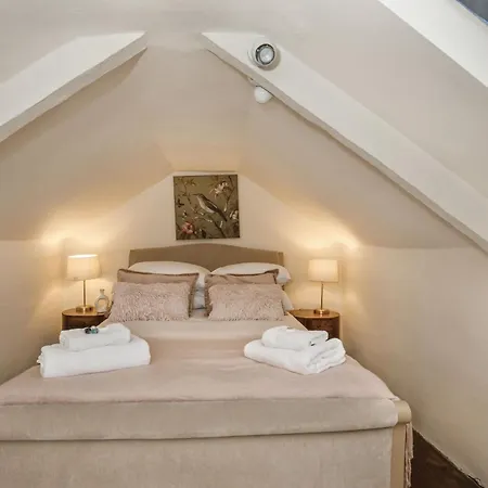 Tower Place Within The Walls -permit Parking Available Hébergement de vacances York