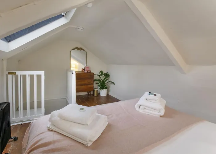 Tower Place Within The Walls -permit Parking Available Hébergement de vacances