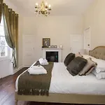 Tower Place Within The Walls -permit Parking Available *